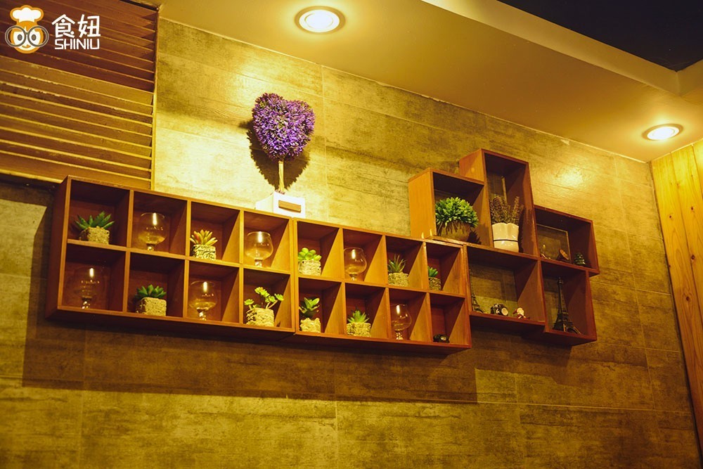 [食妞]锅用水晶的，水用冰泉的，你是什么鸡竟然如此大牌？