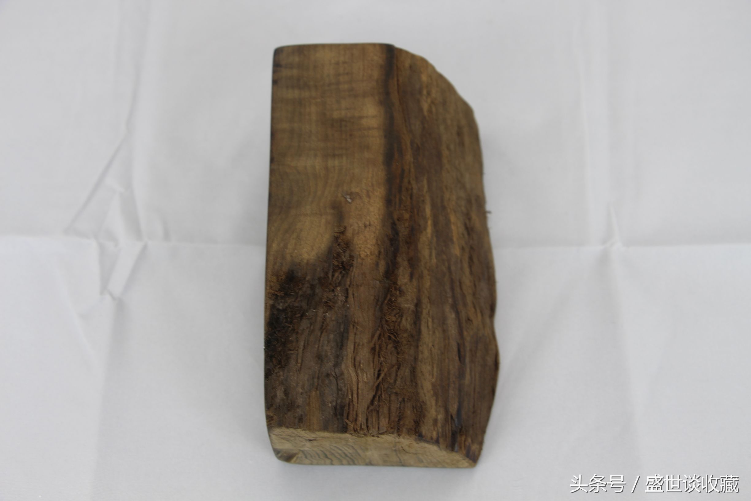 金丝楠阴沉木手串盘的效果图,金丝楠阴沉木是什么木