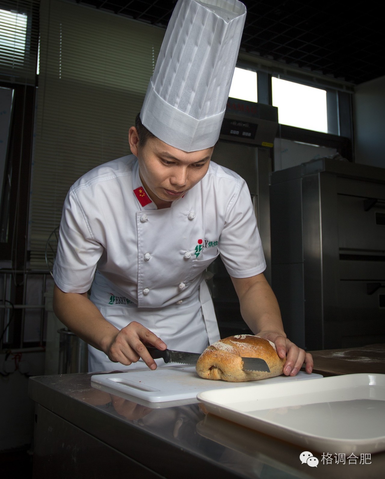 手工达人季│一个因烘焙而“疯”的人，李士均