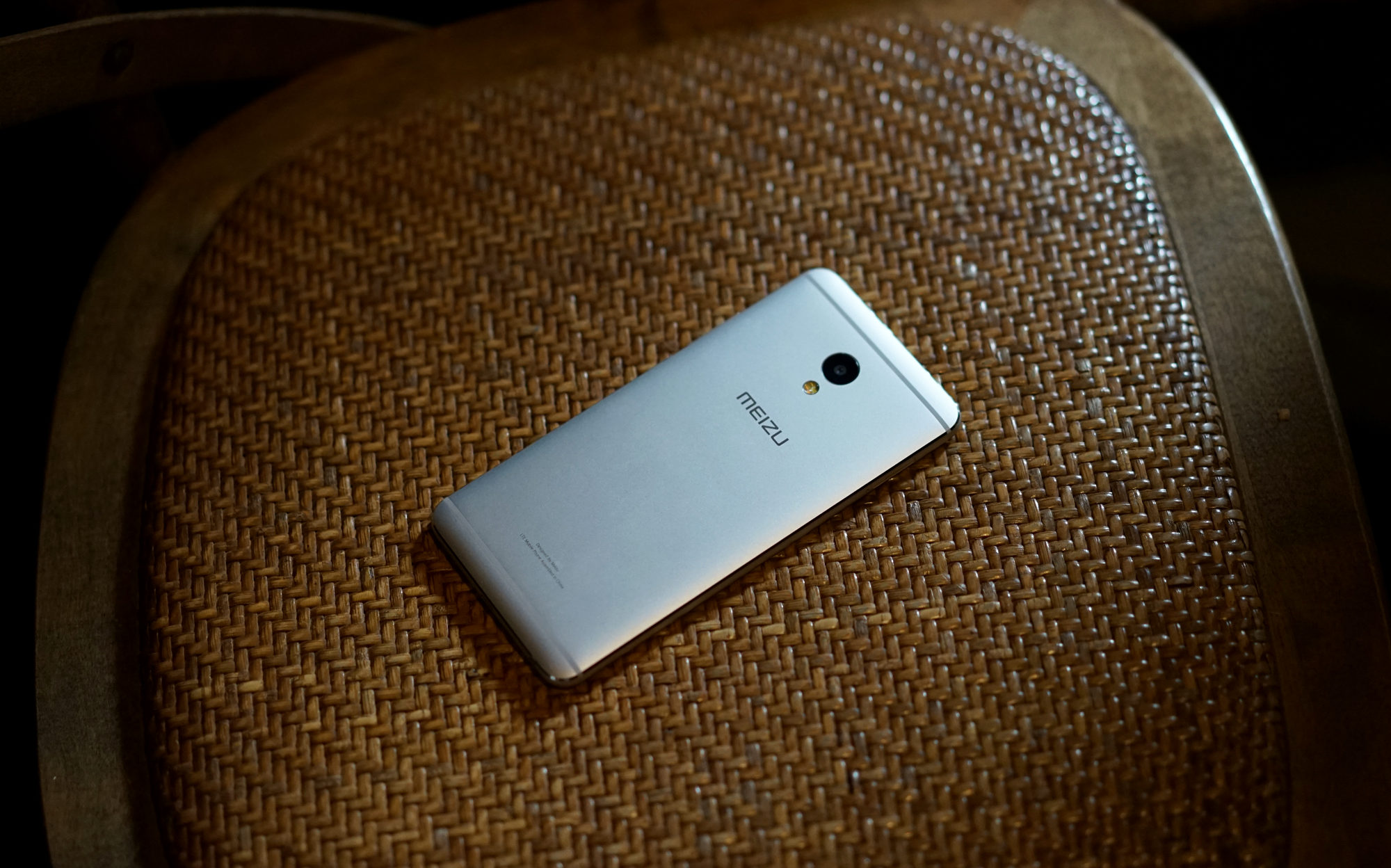 魅蓝e体验,魅蓝e怎么样呢