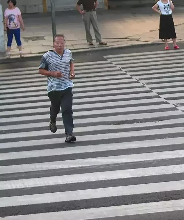 福州交通违规在哪里处理,福州行政部门交通违法行为通告