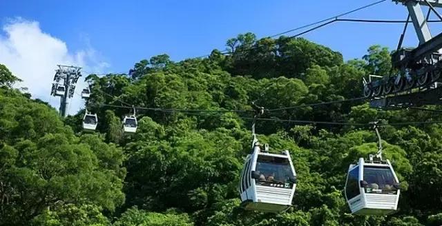 与摄影师骑行脚踏车体验台北市民生活