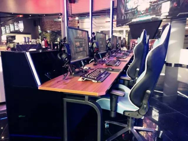 东莞好点的网咖,东莞清溪摩登网咖