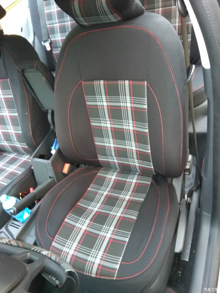 朗逸1.5t黑色提车,2022款朗逸1.5自动舒适版提车作业