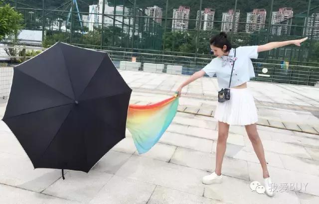 每周女星*服私**秀:89元T成功俘获刘诗诗,杨幂270元T够亲民