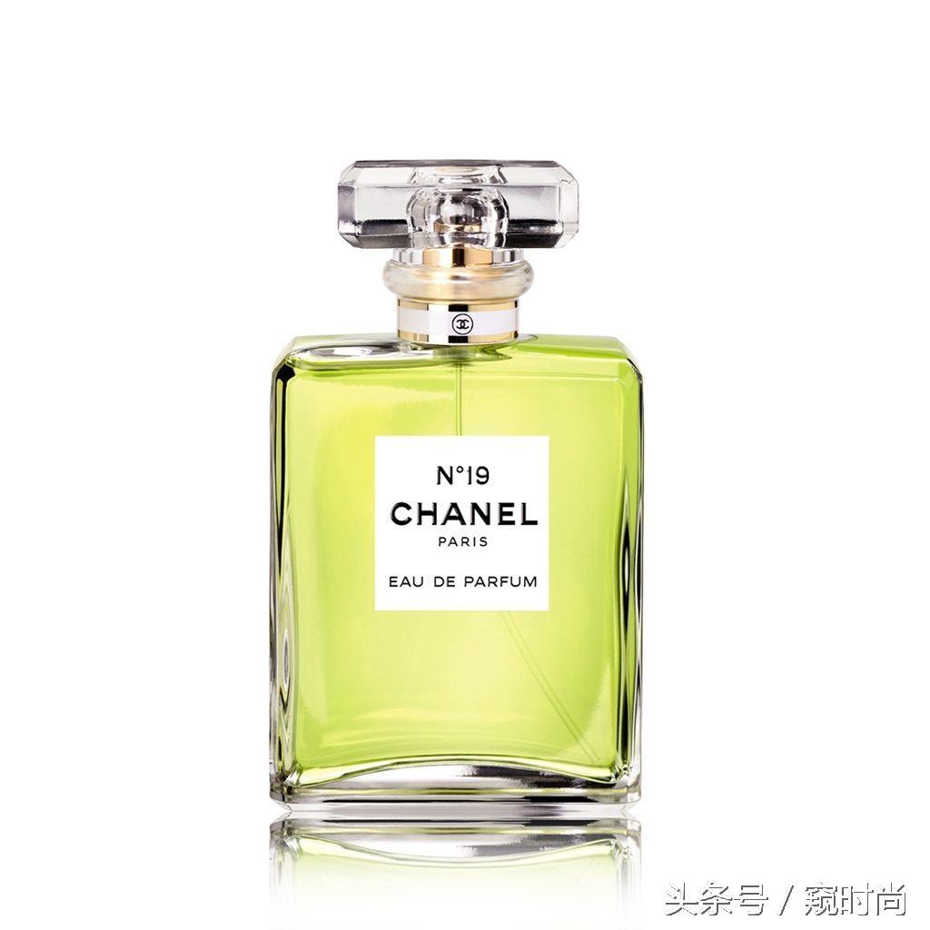 香奈儿5号香水三款哪款最好闻 (香奈儿五号香水哪款是经典款)