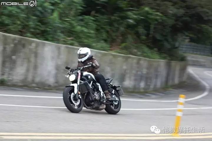 雅马哈mt072023款评测,雅马哈mt07在街车中是什么水平
