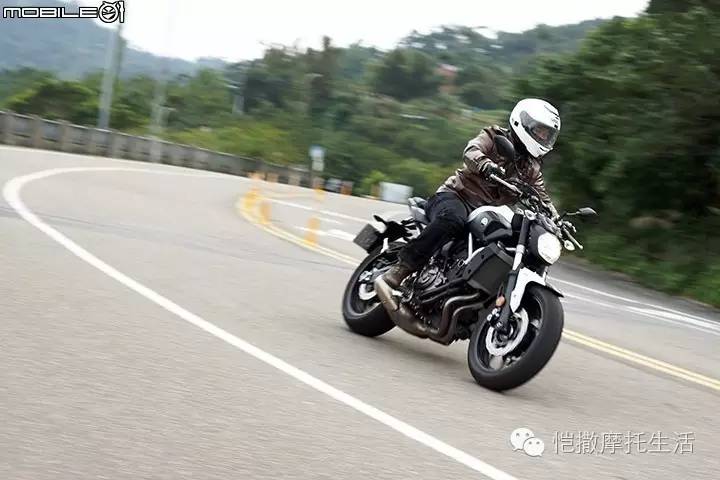 雅马哈mt072023款评测,雅马哈mt07在街车中是什么水平
