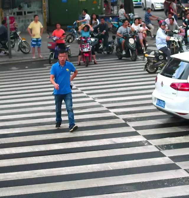 福州交通违规在哪里处理,福州行政部门交通违法行为通告