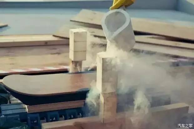 小样视界|“带你装逼带你飞”的悬浮滑板来啦!