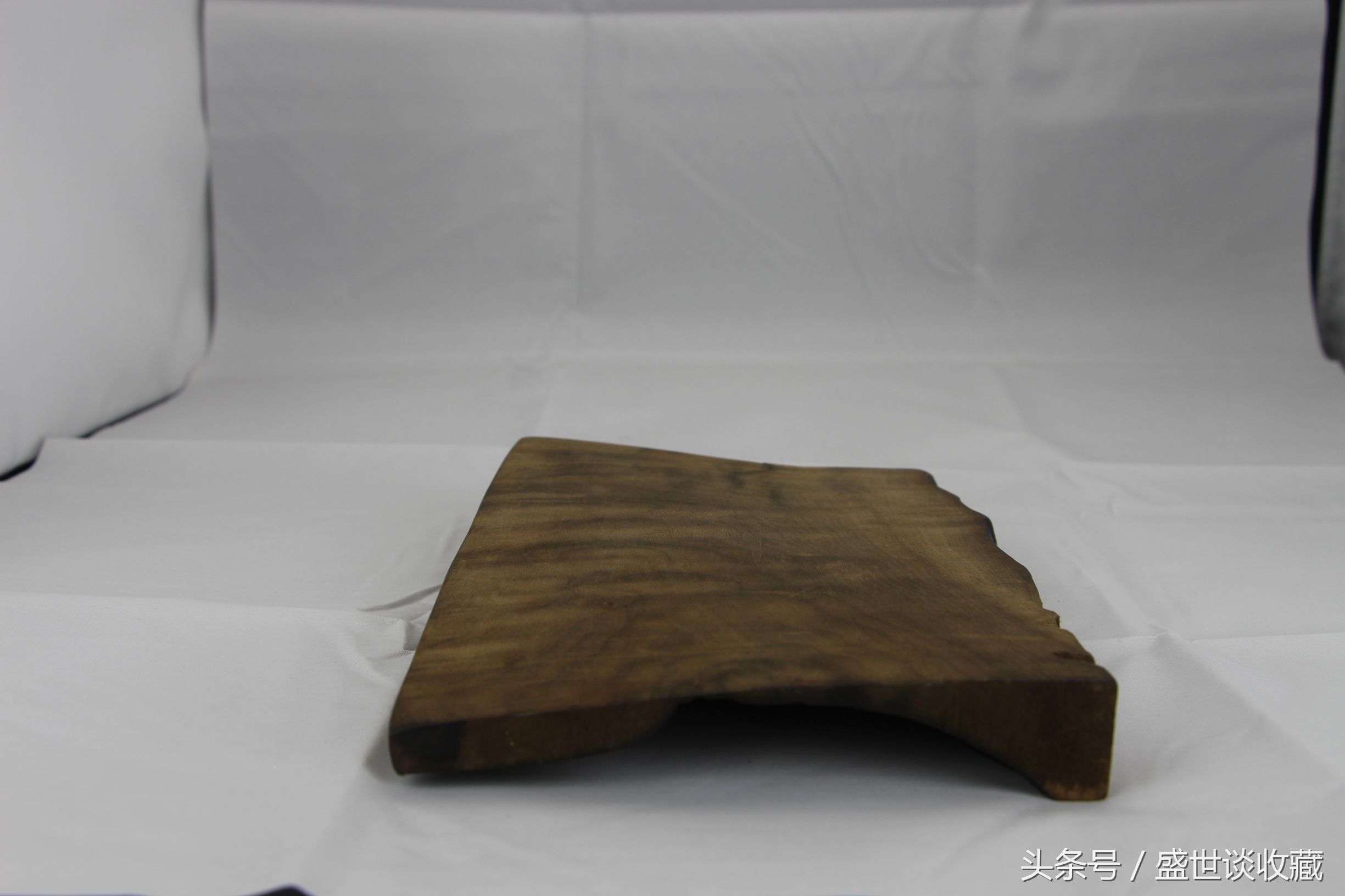 金丝楠阴沉木手串盘的效果图,金丝楠阴沉木是什么木