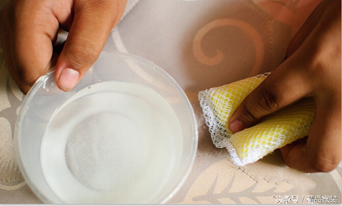 床单上有小孩的尿渍怎么洗掉啊,床单上小孩的尿迹怎么洗