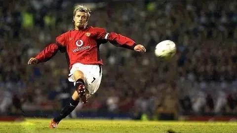 怎么踢才能踢出香蕉球,足球香蕉球怎么踢视频教程