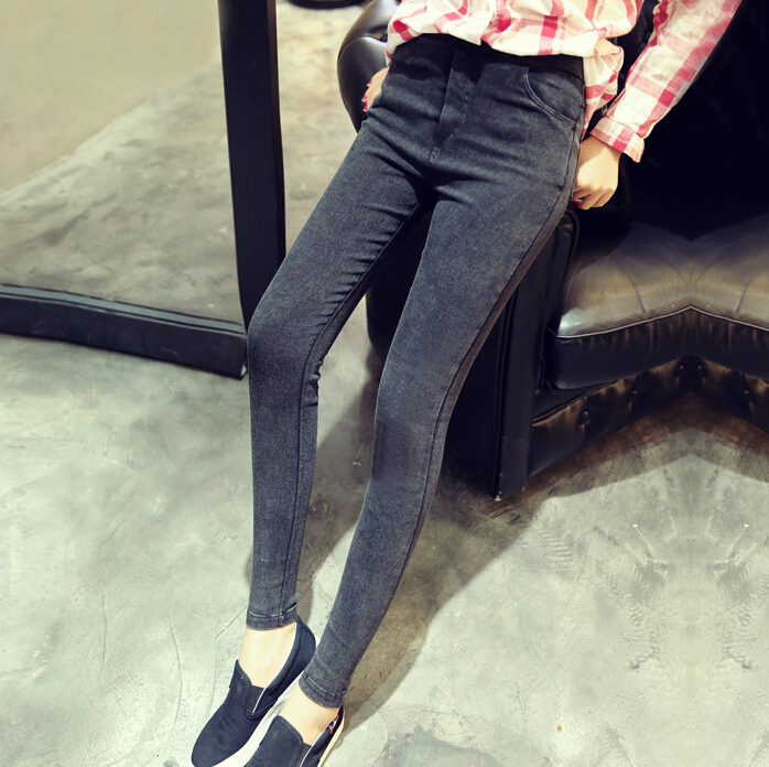 穿着漂亮的衣服去见喜欢的人,穿着喜欢的衣服去见你想见的人