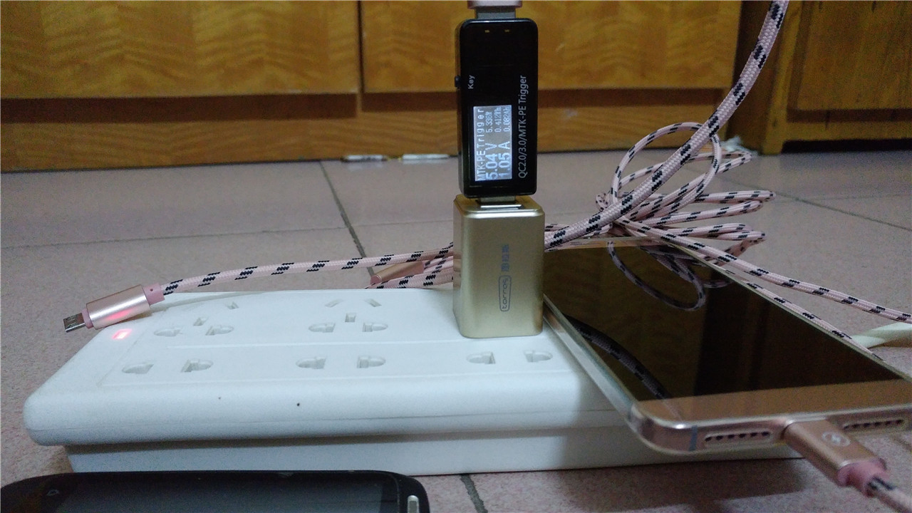 图拉斯三合一充电线,图拉斯30w充电头测评