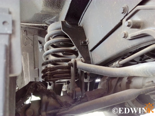 乌尼莫克u5000与u4000有何不同,奔驰乌尼莫克u400军用卡车