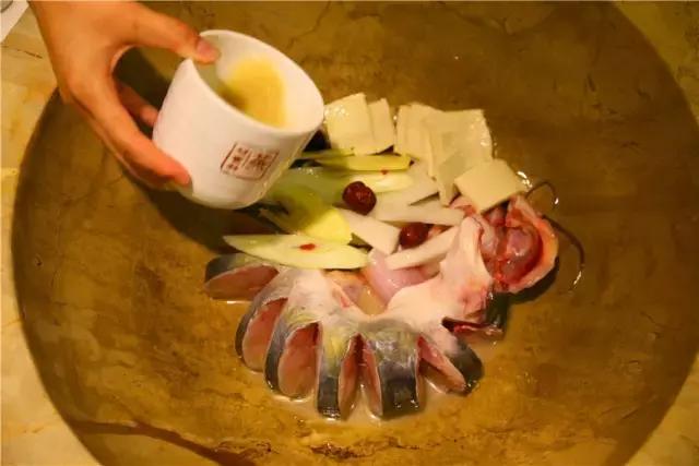 常食石锅宴，貌似做神仙