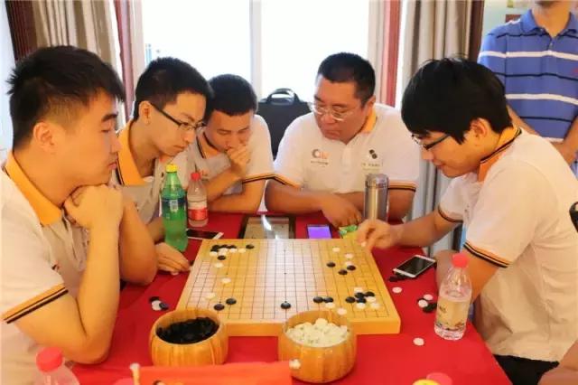 城围联常规赛:南京苏中建设设擂海安县引来棋童无数