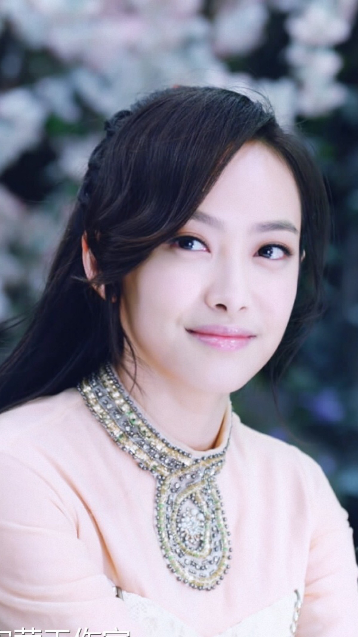 凤姐点评《幻城》没有好莱坞的技术却要做它的特效