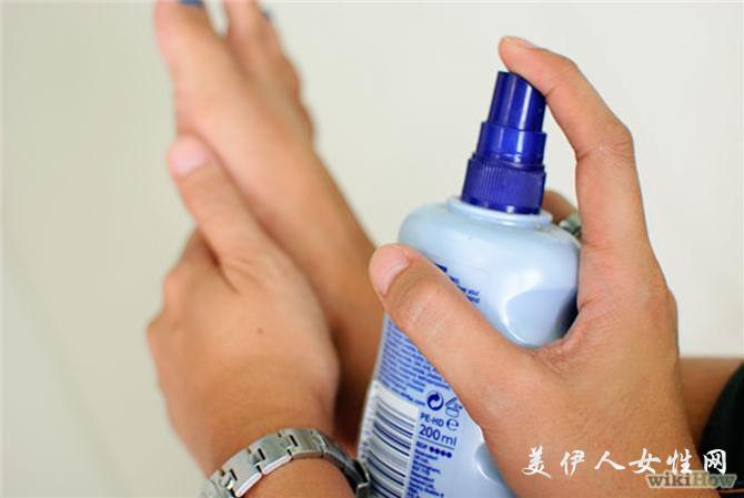 脚突然就出汗发臭,脚没烂不痒却散发出臭味