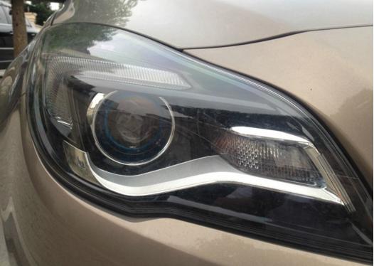 17寸的大脚，给我充足的稳重和自信、君威2.0L用车感受