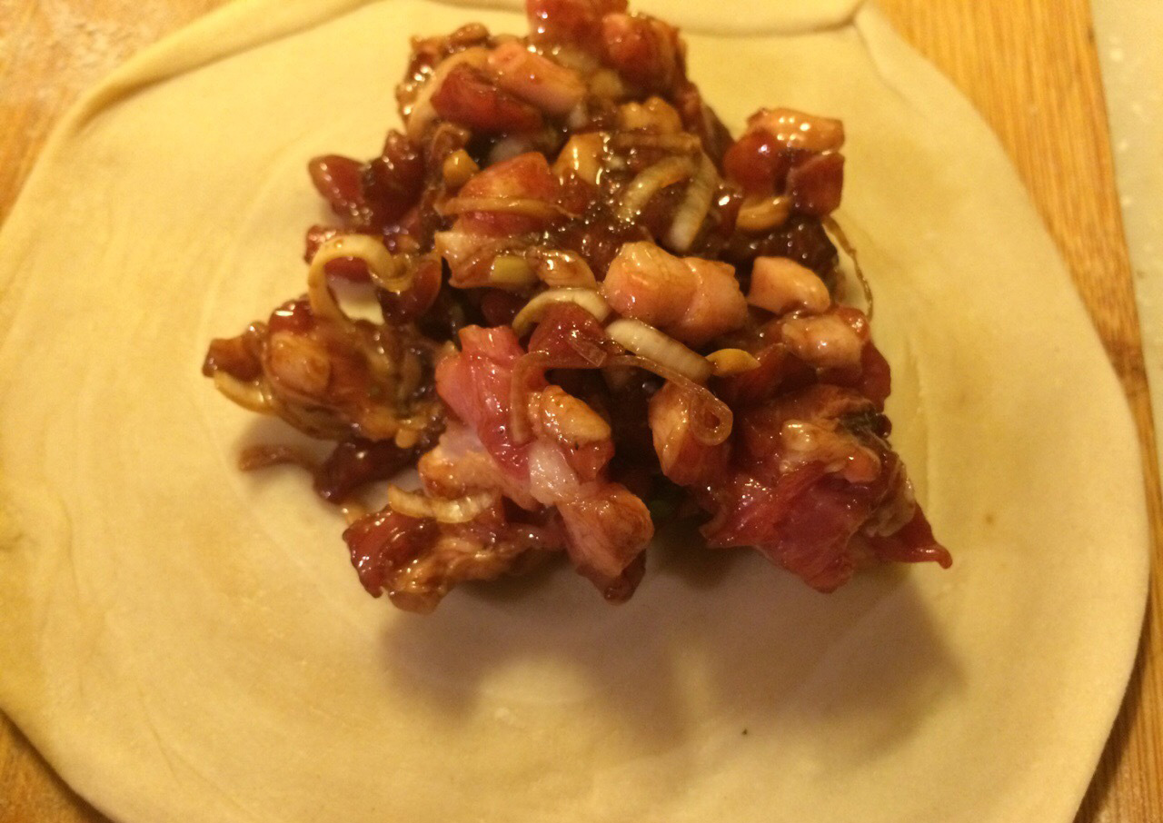 每一层都是酥脆的火烧,千层肉火烧外酥里软