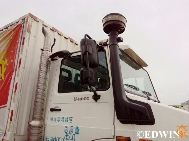 乌尼莫克u5000与u4000有何不同,奔驰乌尼莫克u400军用卡车