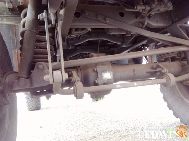 乌尼莫克u5000与u4000有何不同,奔驰乌尼莫克u400军用卡车