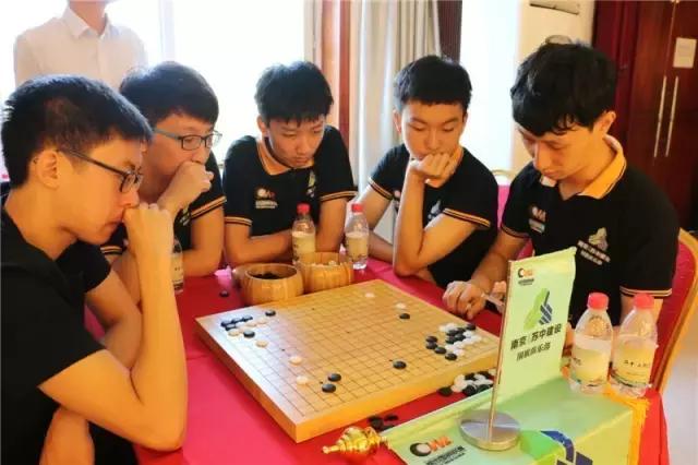 城围联常规赛:南京苏中建设设擂海安县引来棋童无数