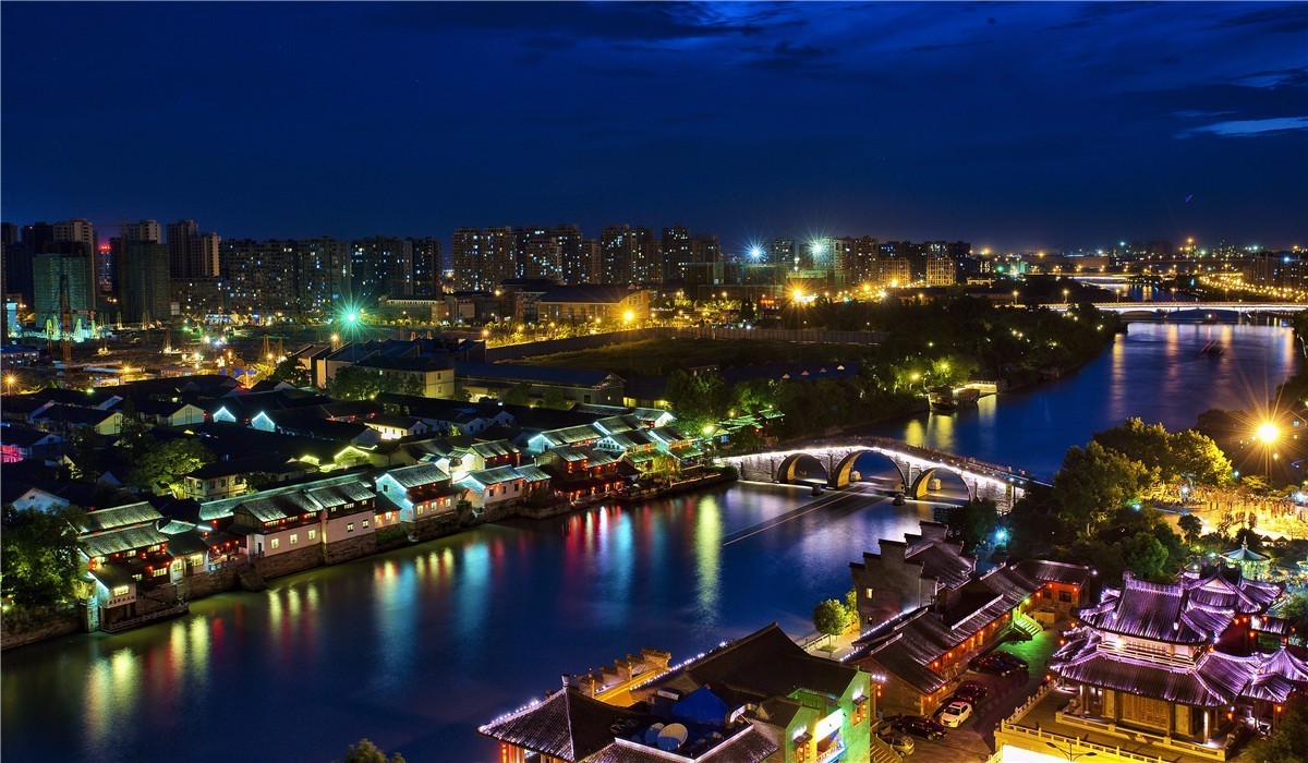 杭州西湖保俶塔夜景,杭州西湖夜景哪个地方好看
