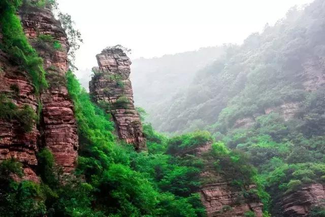 悬泉飞瀑的风景图,悬泉山瀑布在什么地方