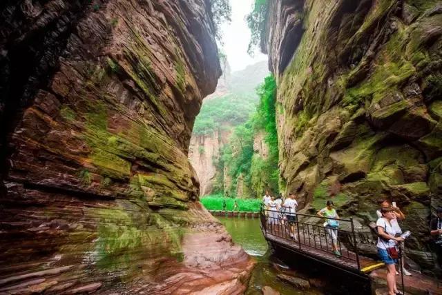 悬泉飞瀑的风景图,悬泉山瀑布在什么地方