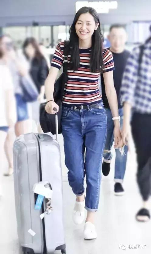 霉霉刘雯,刘雯维密霉霉驻唱