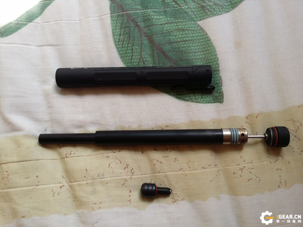 捍卫者机械甩棍,弘安机械棍使用感受