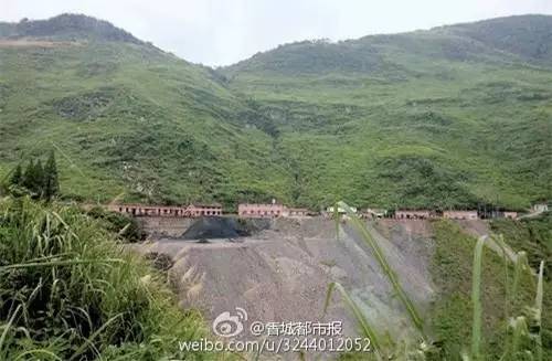 这是闹哪样？七夕，咸宁一楼盘竟给小孩送避孕套！