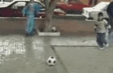 卧槽，这男的好可爱，好想抱抱他媳妇