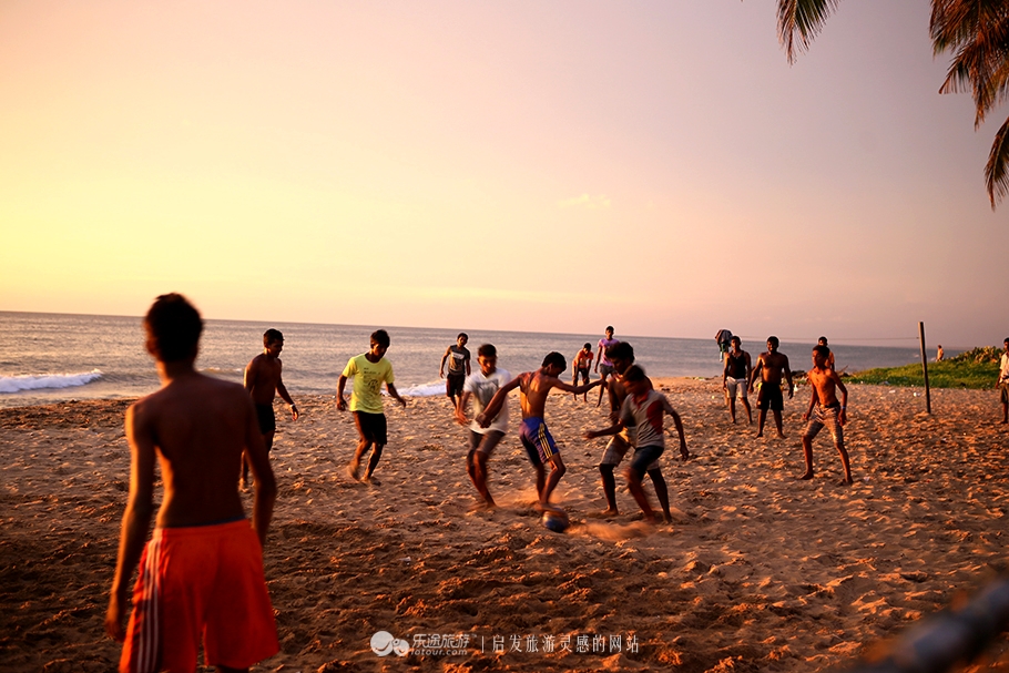当足球遇上夕阳,当足球遇见奇骏