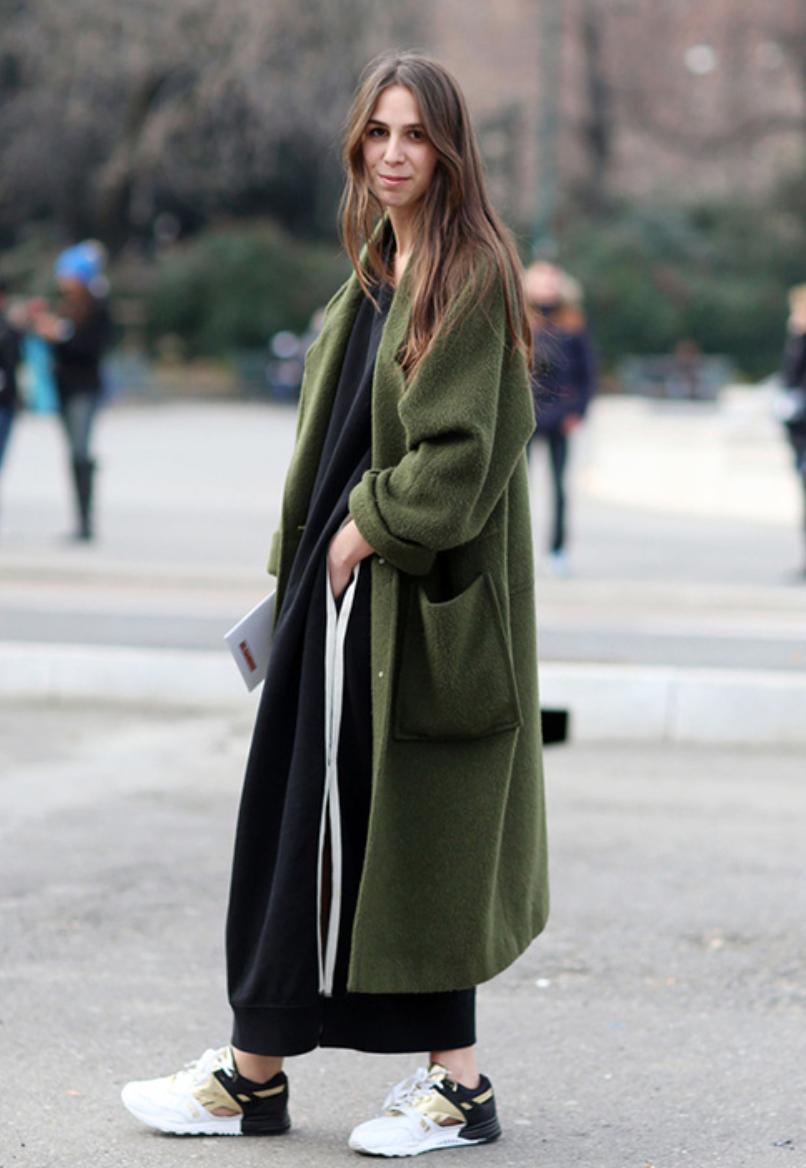 你一定是喜欢这双小白鞋的low逼