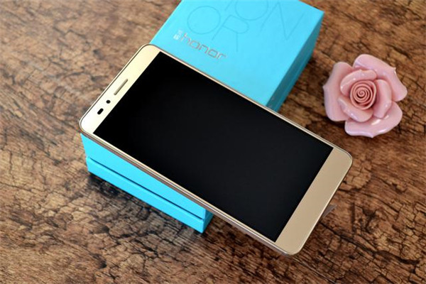 令人无法拒绝的荣耀畅玩5x,荣耀畅玩5x金色