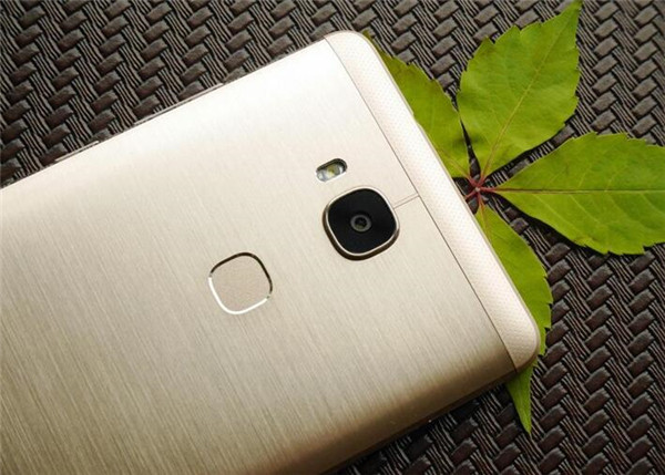 令人无法拒绝的荣耀畅玩5x,荣耀畅玩5x金色