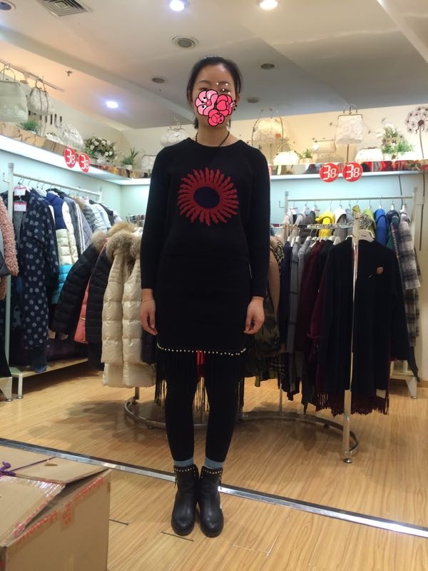 叫上闺蜜杀向武汉各大商场只为淘新衣！光这架势服了！