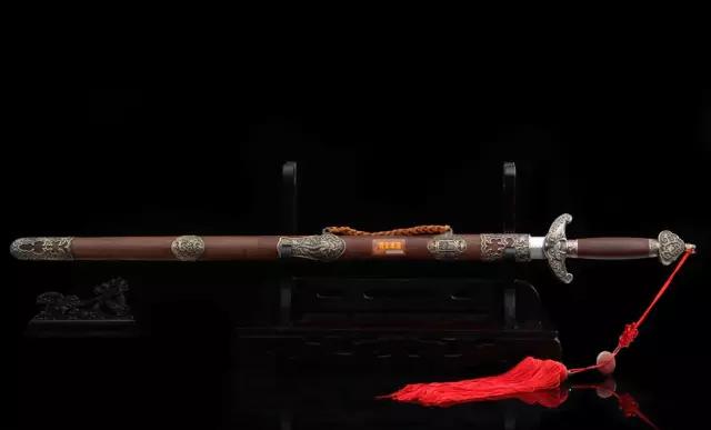 花纹钢乾隆宝剑,乾隆年制宝剑