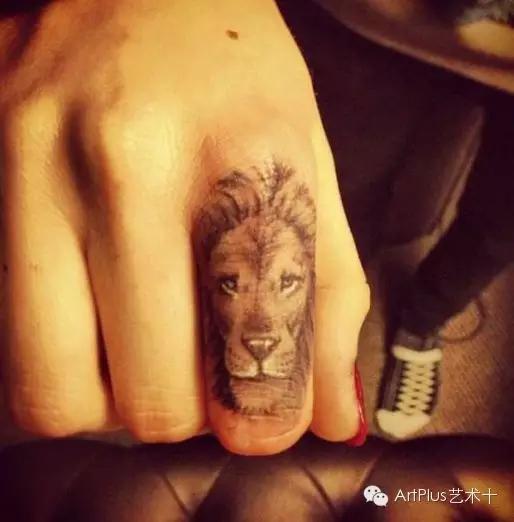 哇哦!你这条花臂国外有代购吗?