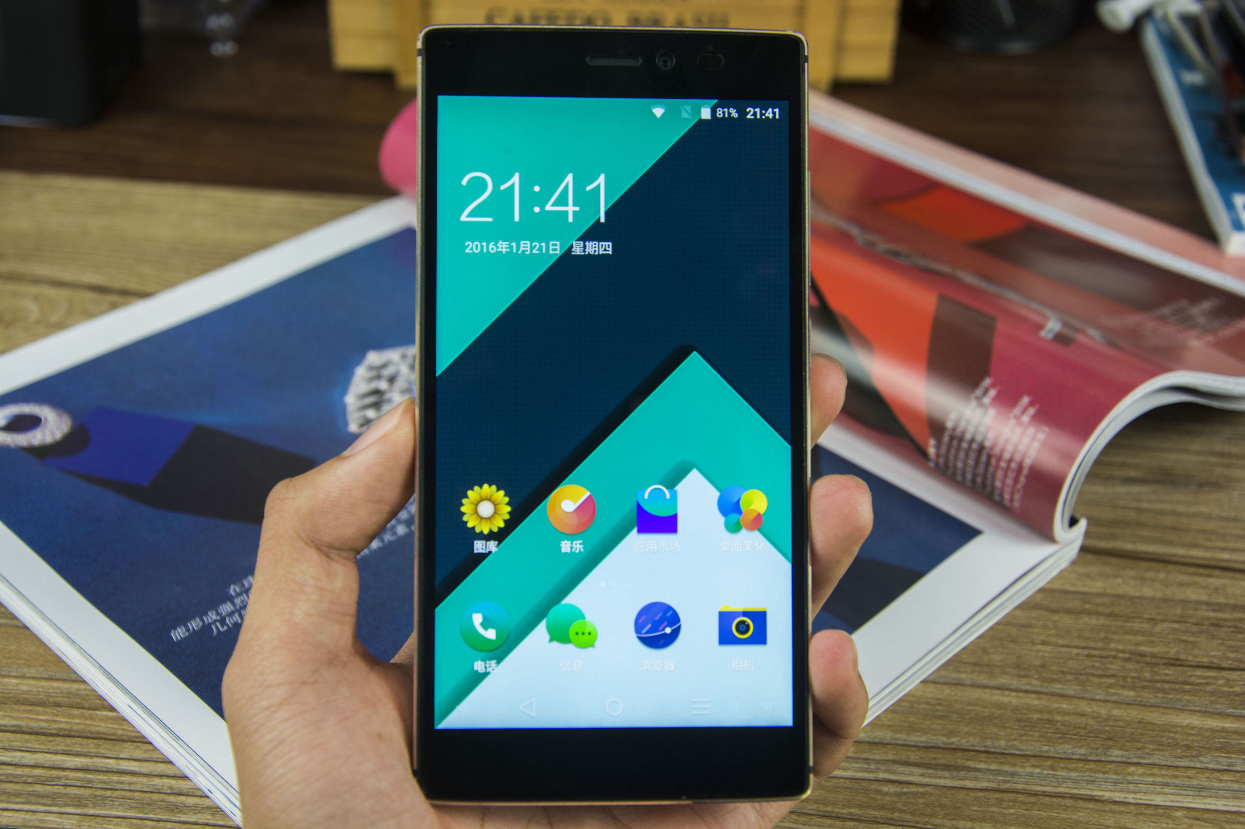 青葱metal手机拆机,未来千元手机