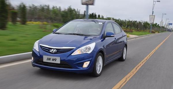 现代瑞纳能推着吗,瑞纳为什么那么便宜