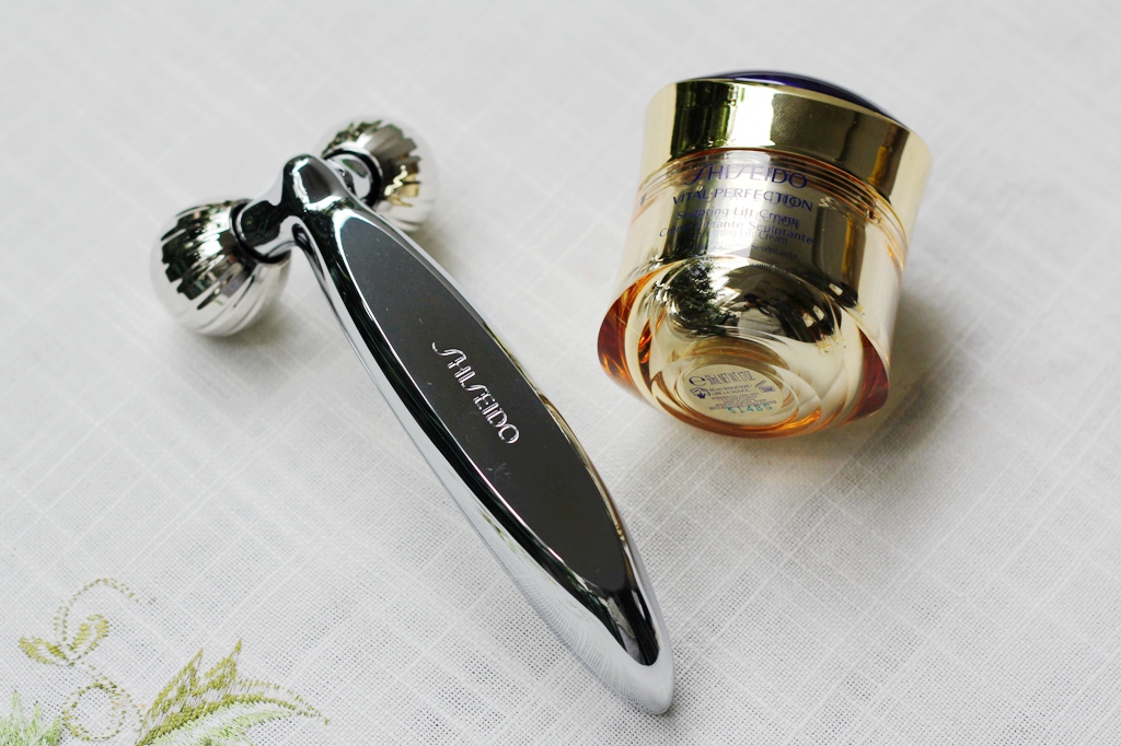 频繁“打飞的”,必备技能为面子形象工程背书