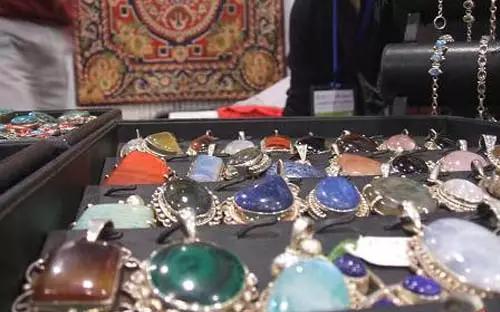 尼泊尔旅游七天攻略,尼泊尔免签签证