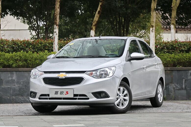 宝骏330和赛欧是不是同一发动机,赛欧3和宝骏310哪个更值得买