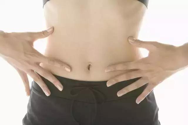 你以为粗腰、厚背只是让你看起来老了20岁而已吗?!