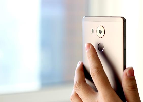 大屏华为mate8性能依旧坚挺,华为mate8经典